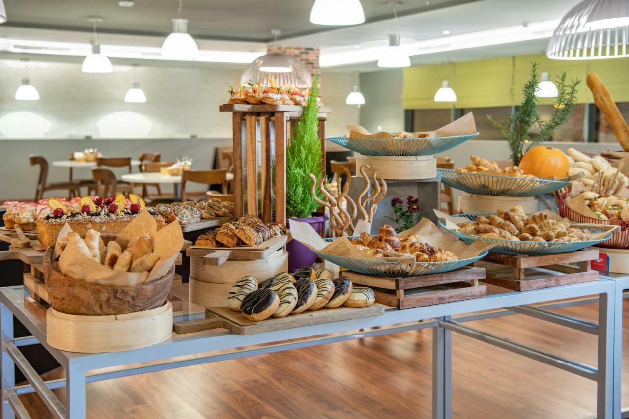 Hotel Radisson & Industrial Dammam
