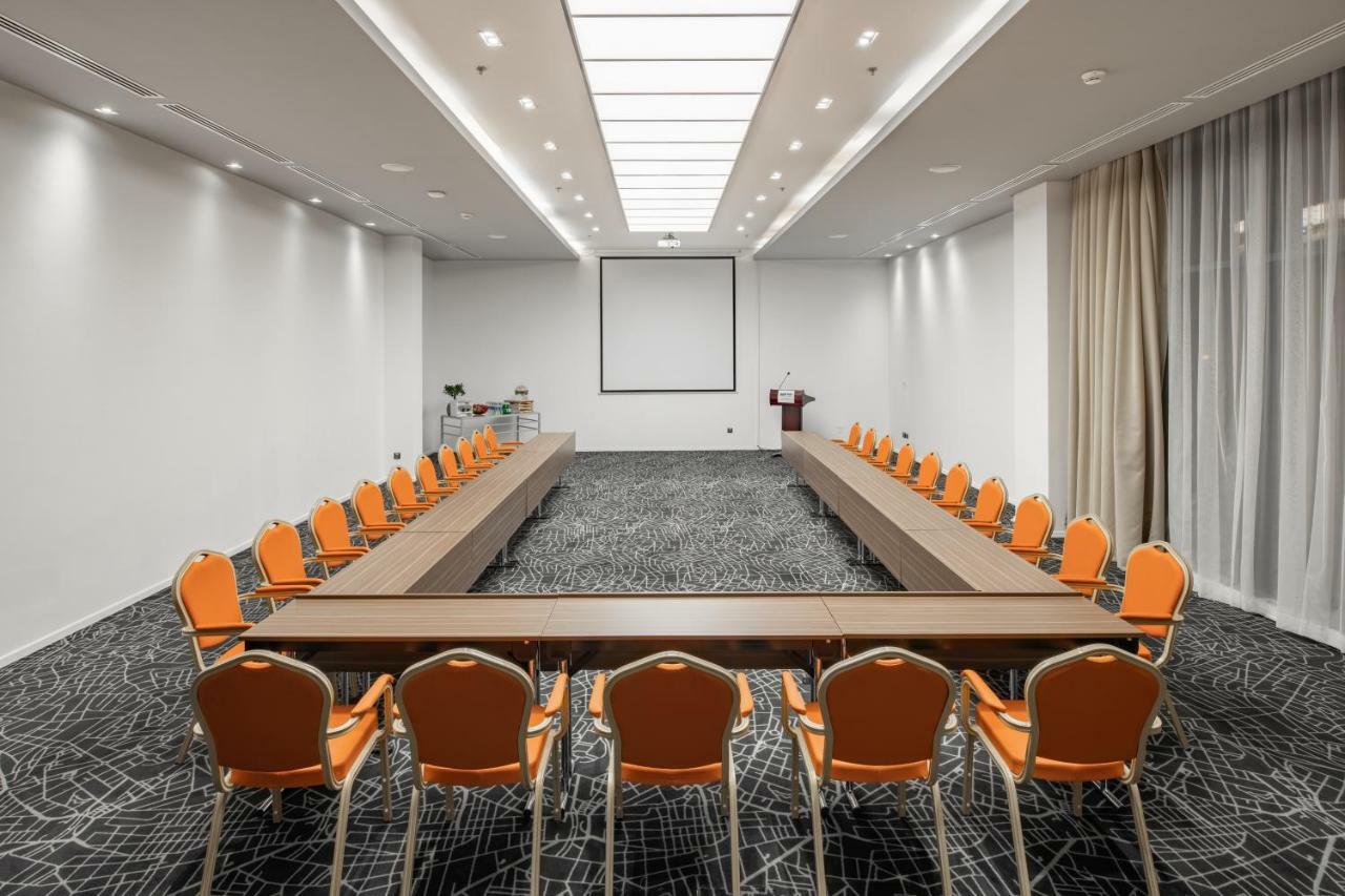 Radisson & Industrial 4* Dammam